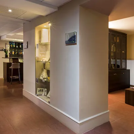 Hotel Western Richelieu