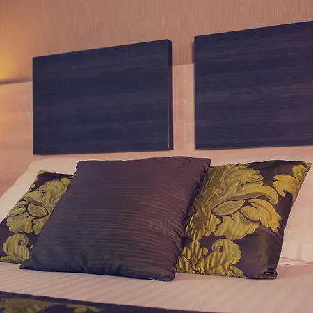 Western Richelieu Hotel 4*